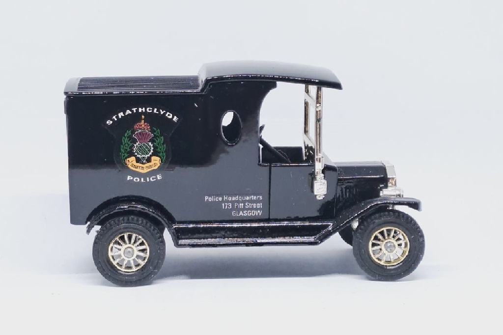 Strathclyde Police (Creaks of Camberley - AC100)